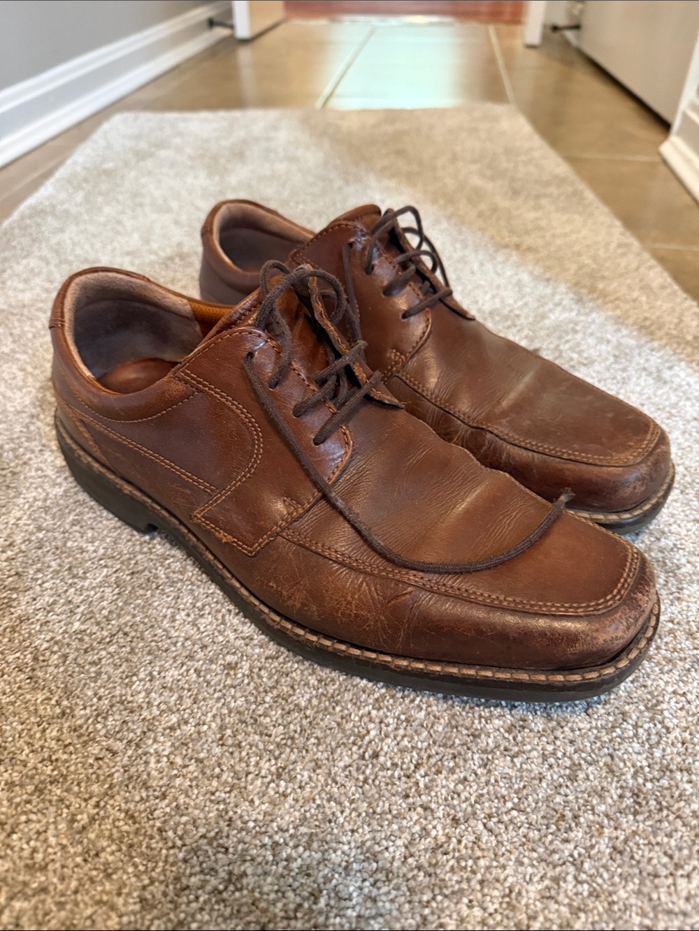 Men's Ecco Brown Leather Lace-Up Dress Shoes